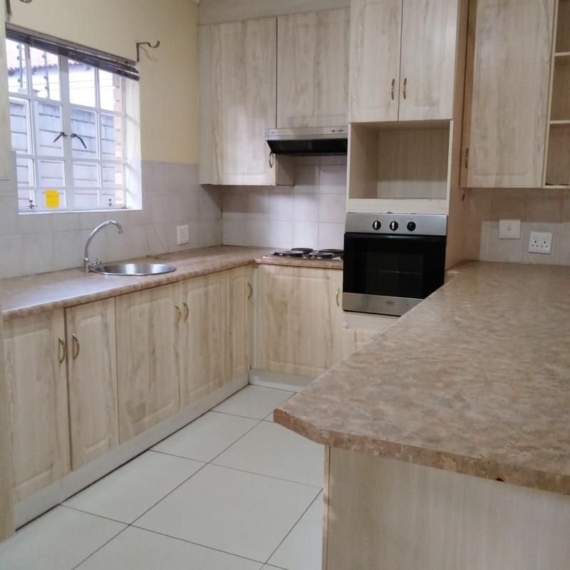 To Let 3 Bedroom Property for Rent in Safari Gardens North West